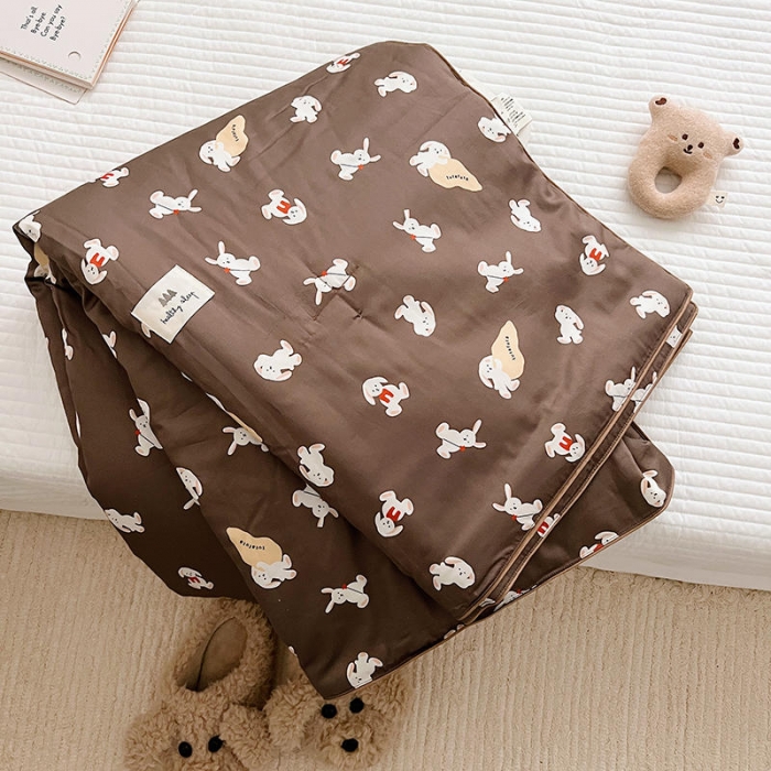 91家纺网 家纺一手货源 找家纺 汇庭 2022新款A类儿童印花大豆夏被被子被芯 麦基兔