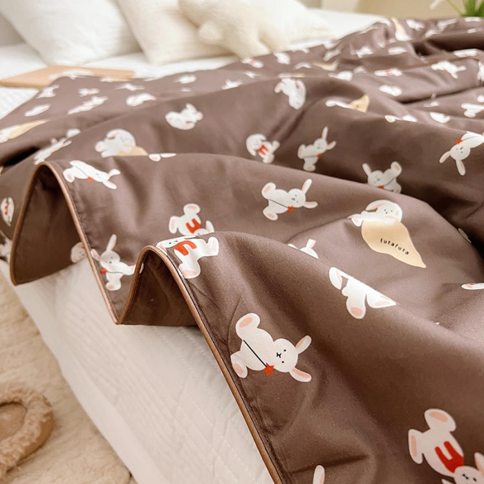 91家纺网 家纺一手货源 找家纺 汇庭 2022新款A类儿童印花大豆夏被被子被芯 麦基兔