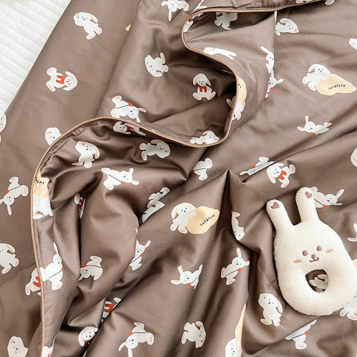 91家纺网 家纺一手货源 找家纺 汇庭 2022新款A类儿童印花大豆夏被被子被芯 麦基兔