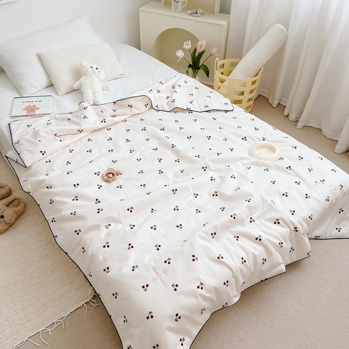 91家纺网 家纺一手货源 找家纺 汇庭 2022新款A类儿童印花大豆夏被被子被芯 小樱桃