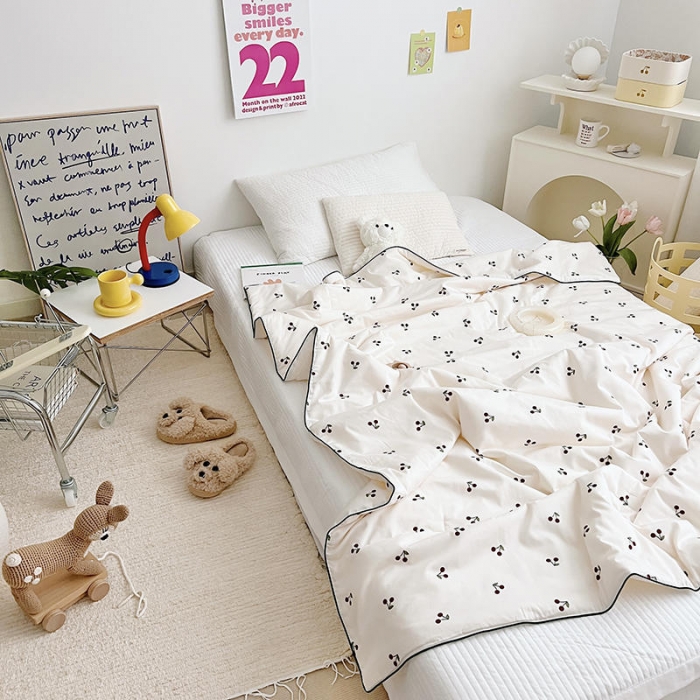 91家纺网 家纺一手货源 找家纺 汇庭 2022新款A类儿童印花大豆夏被被子被芯 小樱桃