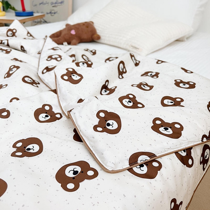 91家纺网 家纺一手货源 找家纺 汇庭 2022新款A类儿童印花大豆夏被被子被芯 雪花熊