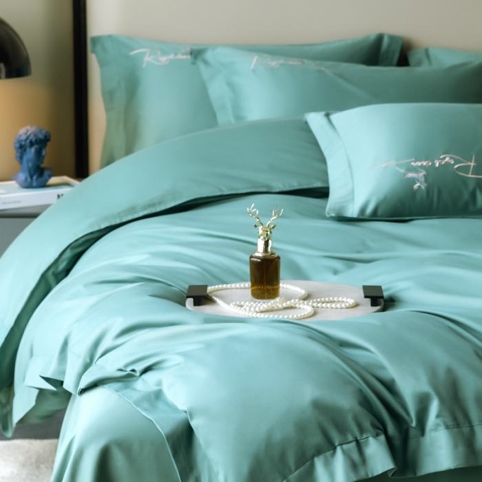 91家纺网 家纺一手货源 找家纺 芊寻家居 2024新款全棉长绒棉四件套 一鹿有你-松饼绿