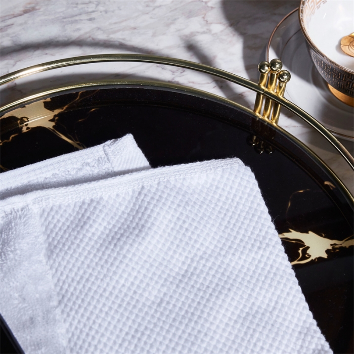 91家纺网 家纺一手货源 找家纺 总 罗菲尼 2025新款白色全棉浴巾酒店用品宾馆用品民宿用品