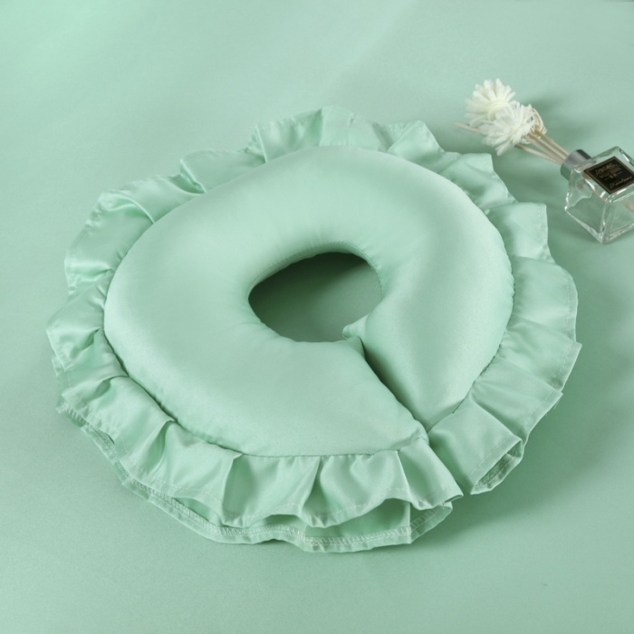 91家纺网 家纺一手货源 找家纺 莉人坊美容床罩批发 2023十美段天丝美容床罩四件套-真爱至上-浅绿色