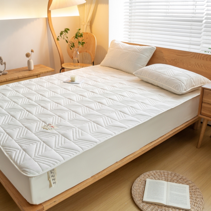 91家纺网 家纺一手货源 找家纺 给笠 2023新款原棉床笠 几何格-米白