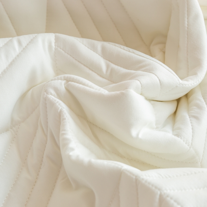 91家纺网 家纺一手货源 找家纺 给笠 2023新款原棉床笠 几何格-米白