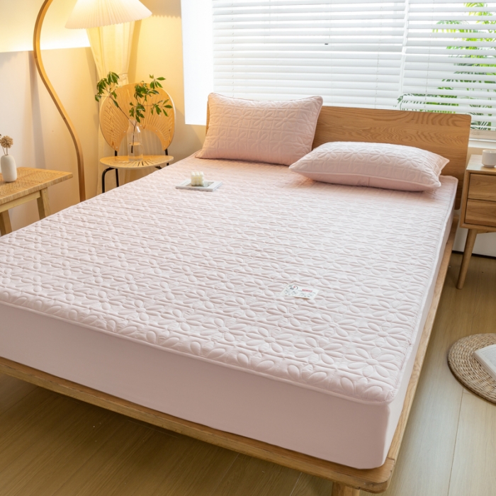 91家纺网 家纺一手货源 找家纺 给笠 2023新款原棉床笠 幸运格-淡粉