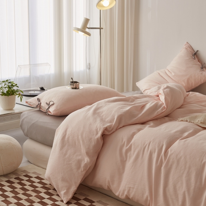 91家纺网 家纺一手货源 找家纺 安莱生活 2022新款春夏双股细支泡泡纱绑带款四件套 泡泡纱粉