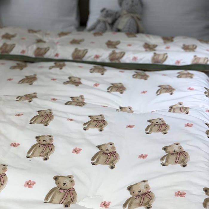 91家纺网 家纺一手货源 找家纺 汇庭 2021新款长绒棉冬被 乖乖熊