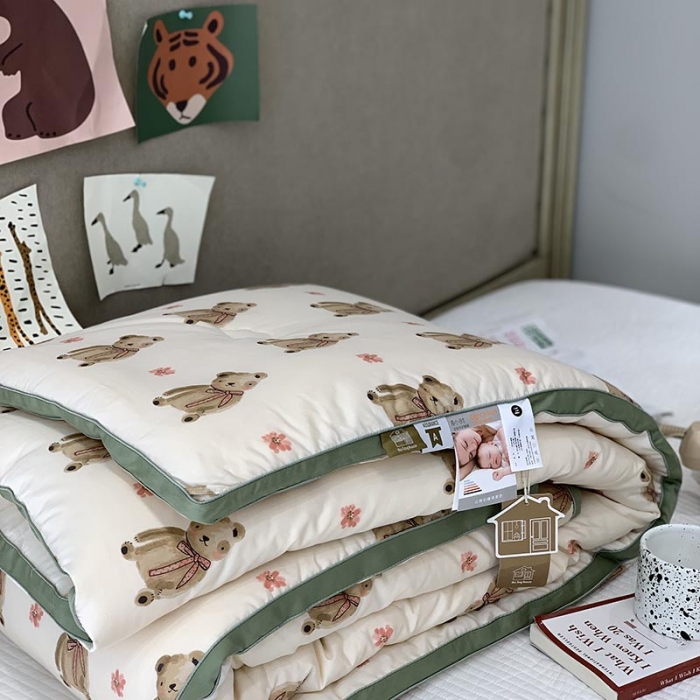 91家纺网 家纺一手货源 找家纺 汇庭 2021新款长绒棉冬被 乖乖熊