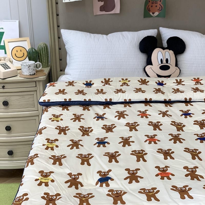 91家纺网 家纺一手货源 找家纺 汇庭 2021新款长绒棉冬被 姜饼人白