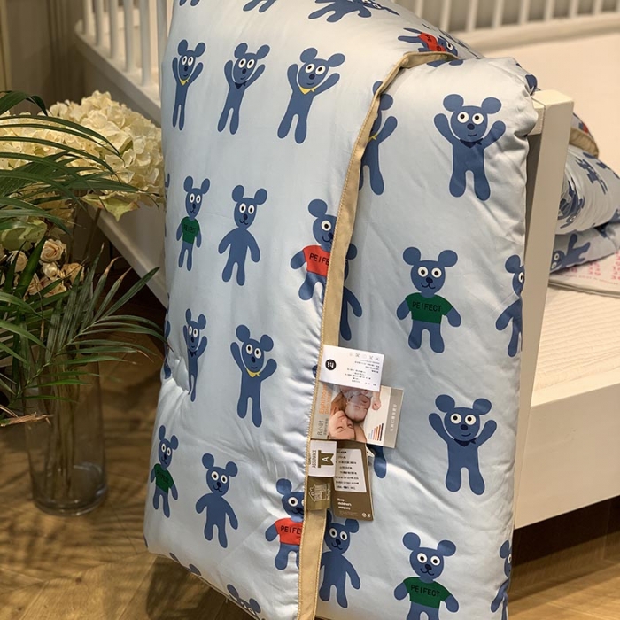 91家纺网 家纺一手货源 找家纺 汇庭 2021新款长绒棉冬被 姜饼人蓝