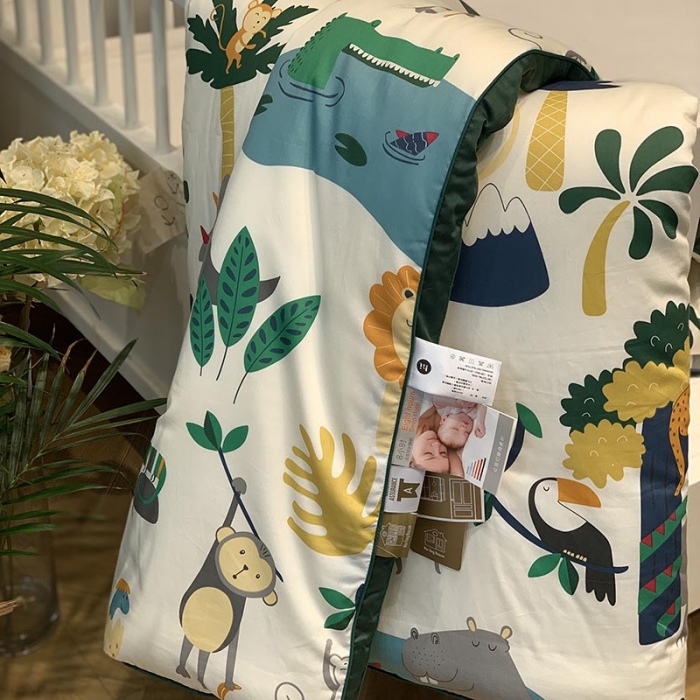 91家纺网 家纺一手货源 找家纺 汇庭 2021新款长绒棉冬被 快乐森林