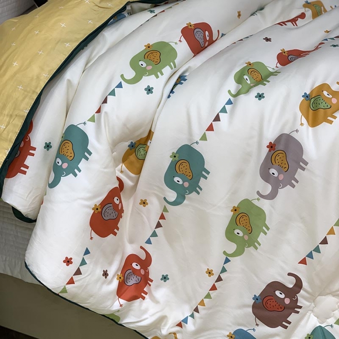 91家纺网 家纺一手货源 找家纺 汇庭 2021新款长绒棉冬被 小象宾尼