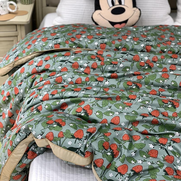 91家纺网 家纺一手货源 找家纺 汇庭 2021新款长绒棉冬被 芝士草莓