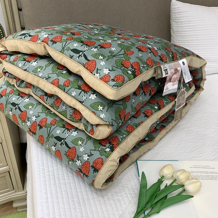 91家纺网 家纺一手货源 找家纺 汇庭 2021新款长绒棉冬被 芝士草莓