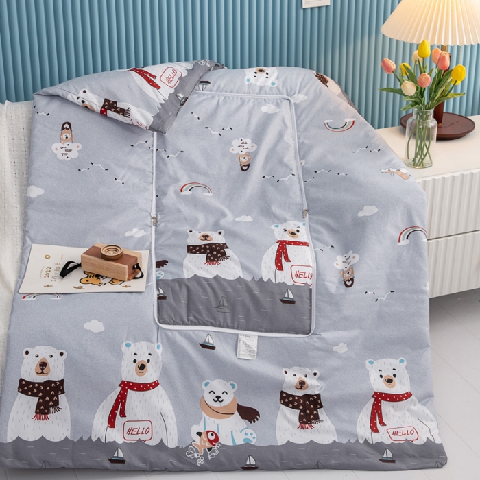 91家纺网 家纺一手货源 找家纺 枕芯真意 2023新款精疏棉抱枕被航海日记