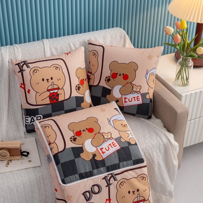 91家纺网 家纺一手货源 找家纺 枕芯真意 2023新款精疏棉抱枕被茶杯熊