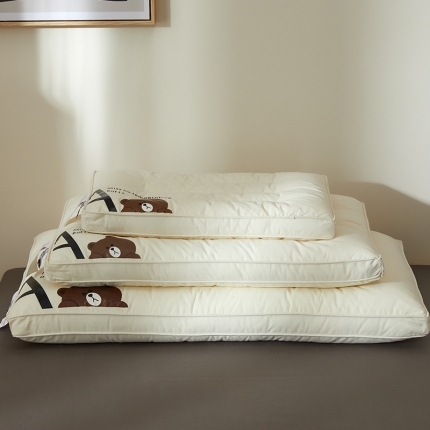 91家纺网 家纺一手货源 找家纺 2023新款枕芯 A类无荧光全棉A+熊儿童酒店低枕头枕芯