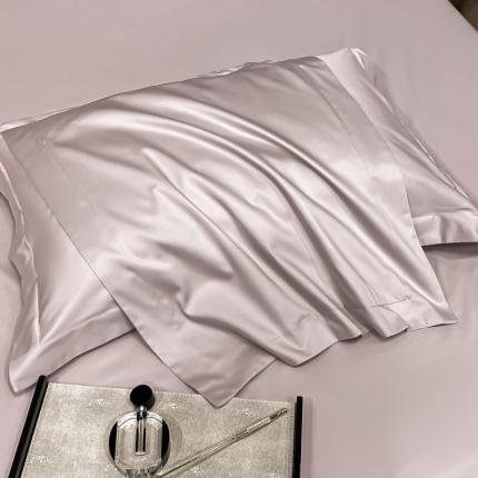 91家纺网 家纺一手货源 找家纺 秀色 2025爆款A类刺绣纯色50支贡缎纯棉单枕套1对 粉末白