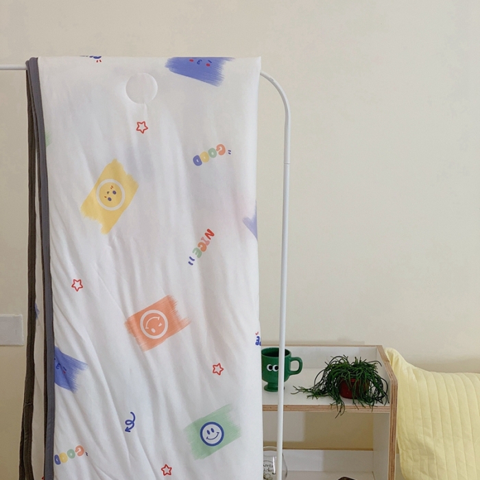 91家纺网 家纺一手货源 找家纺 慕尚 2025新款针织棉印花夏凉被空调被 笑脸