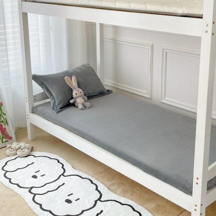 91家纺网 家纺一手货源 找家纺 雅萱 2022新款牛奶绒床垫套 浅灰