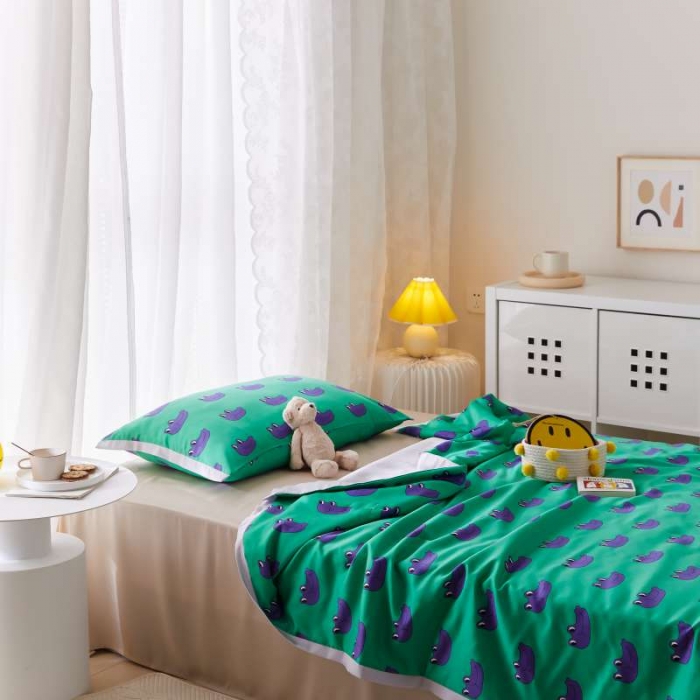 91家纺网 家纺一手货源 找家纺 汇庭 2021新款单人天丝卡通印花夏被 大嘴娃