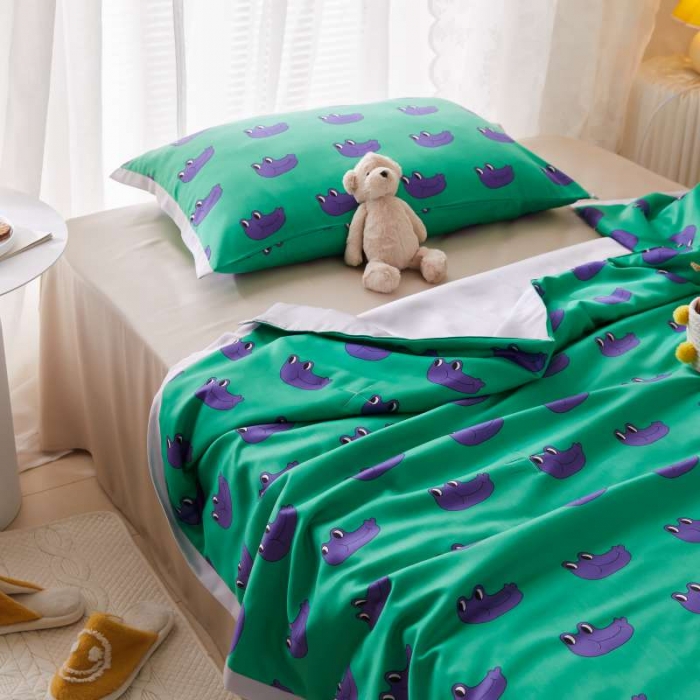 91家纺网 家纺一手货源 找家纺 汇庭 2021新款单人天丝卡通印花夏被 大嘴娃