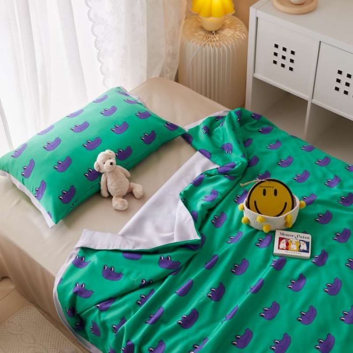 91家纺网 家纺一手货源 找家纺 汇庭 2021新款单人天丝卡通印花夏被 大嘴娃