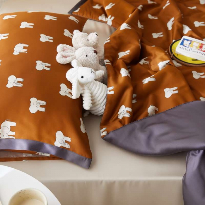 91家纺网 家纺一手货源 找家纺 汇庭 2021新款单人天丝卡通印花夏被 吉吉象