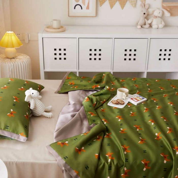 91家纺网 家纺一手货源 找家纺 汇庭 2021新款单人天丝卡通印花夏被 皮卡