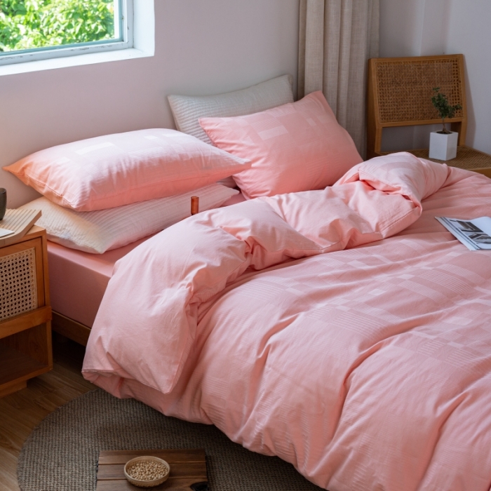 91家纺网 家纺一手货源 找家纺 安莱生活 2022新款染色原棉四件套 粉色-大方格