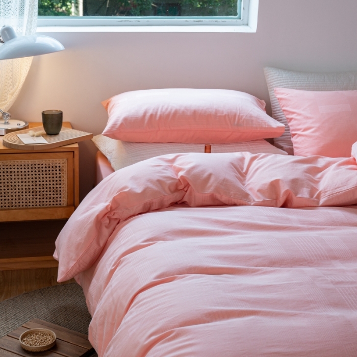 91家纺网 家纺一手货源 找家纺 安莱生活 2022新款染色原棉四件套 粉色-大方格