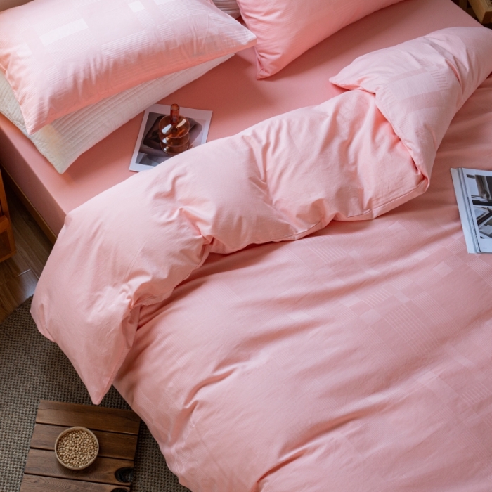 91家纺网 家纺一手货源 找家纺 安莱生活 2022新款染色原棉四件套 粉色-大方格