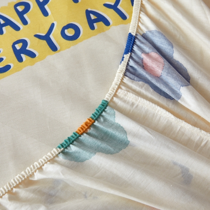 91家纺网 家纺一手货源 找家纺 金丝鸟 2022新款全棉床笠单品 草莓恋宠