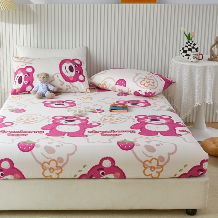 91家纺网 家纺一手货源 找家纺 金丝鸟 2022新款全棉床笠单品 草莓熊