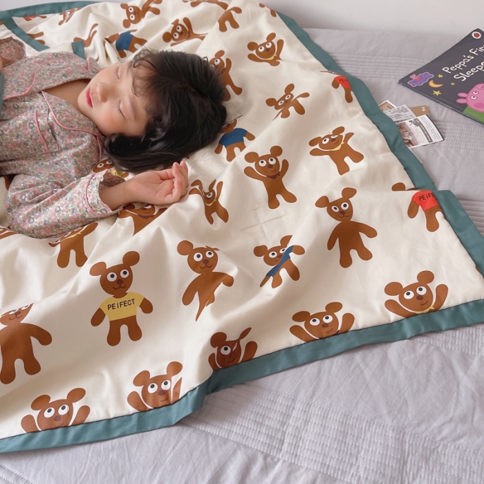 91家纺网 家纺一手货源 找家纺 汇庭 2021新款长绒棉儿童夏被 姜饼人白