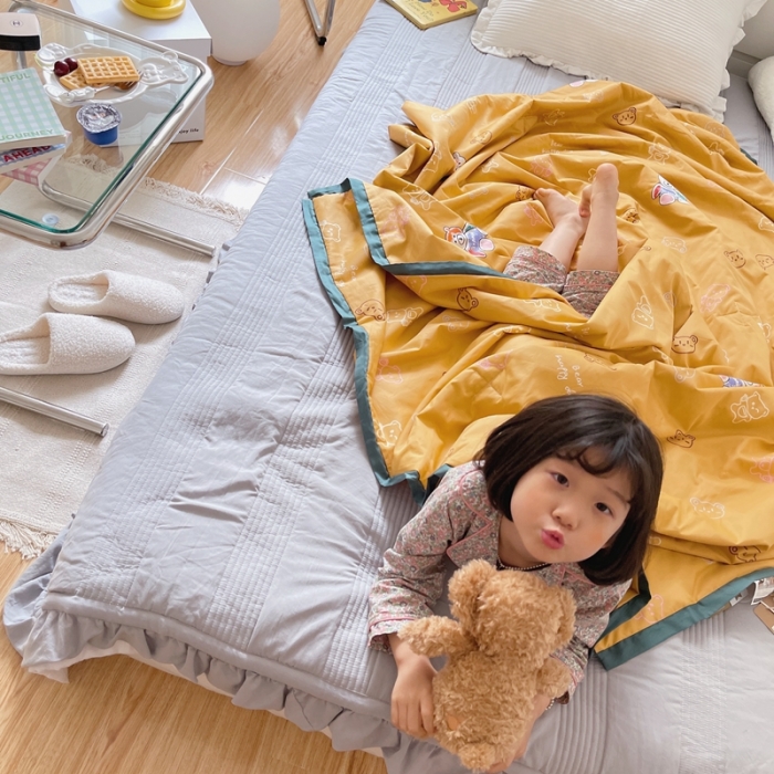 91家纺网 家纺一手货源 找家纺 汇庭 2021新款长绒棉儿童夏被 卡士熊黄色