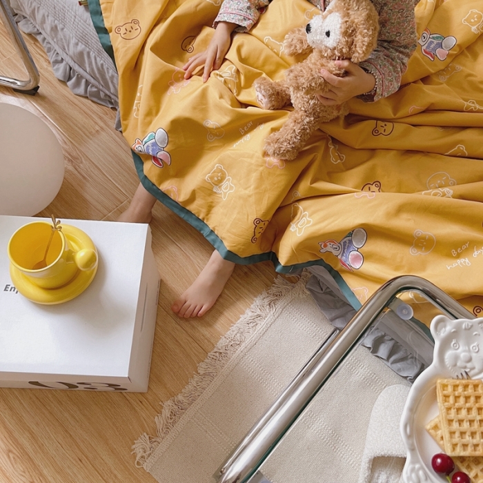 91家纺网 家纺一手货源 找家纺 汇庭 2021新款长绒棉儿童夏被 卡士熊黄色
