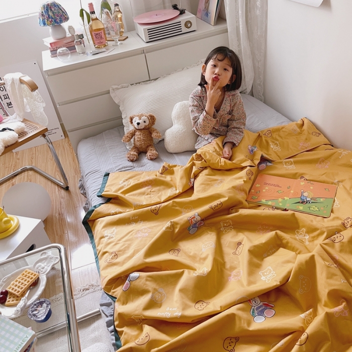 91家纺网 家纺一手货源 找家纺 汇庭 2021新款长绒棉儿童夏被 卡士熊黄色