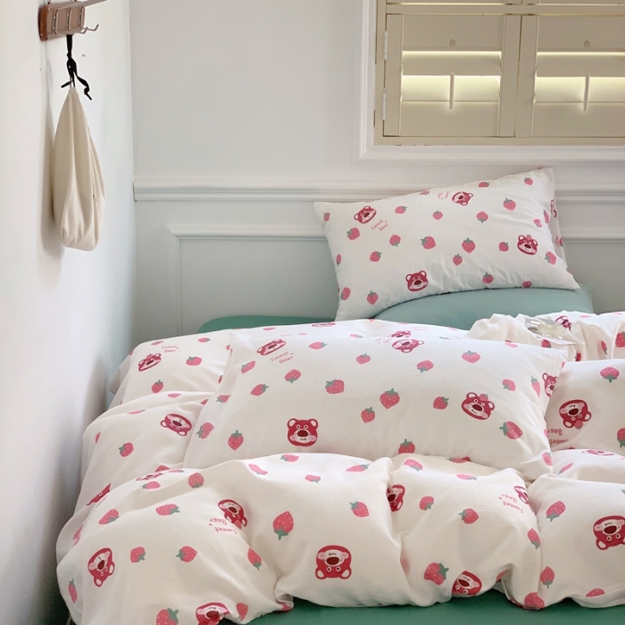 91家纺网 家纺一手货源 找家纺 黛馨 2025新款A类小清新双层纱四件套（实拍） 草莓熊