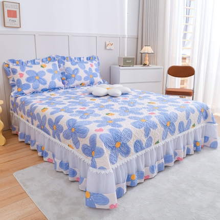 91家纺网 家纺一手货源 找家纺 仙女风欧根纱全棉床盖四件套 蕾丝花边夹棉纯棉三件套加棉床裙