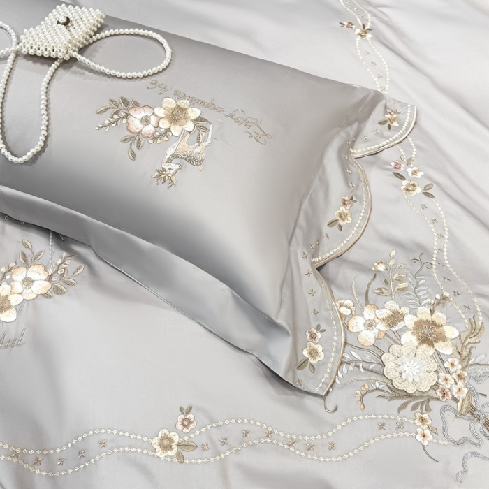 91家纺网 家纺一手货源 找家纺 品家居 2025新款180支长绒棉绣花四件套露珠 露珠-紫灰