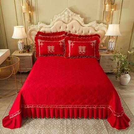 91家纺网 家纺一手货源 找家纺 （总）宜凡 2022新款绣花婚庆全棉夹棉床盖三件套