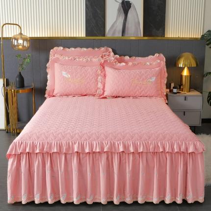 91家纺网 家纺一手货源 找家纺 （总）宜凡 2022新款全棉刺绣夹棉床裙款三件套-芳羽