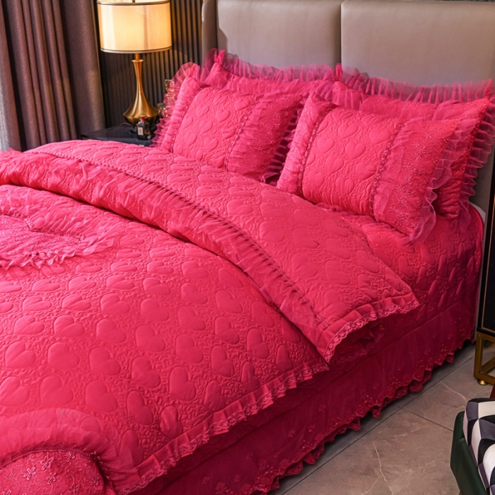 91家纺网 家纺一手货源 找家纺 青竹苑 2022新款洛卡棉花边床盖四件套 玫红