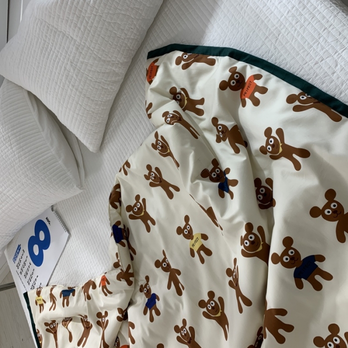 91家纺网 家纺一手货源 找家纺 汇庭 2021新款60sA类长绒棉大豆抗菌棉夏被 姜饼熊白