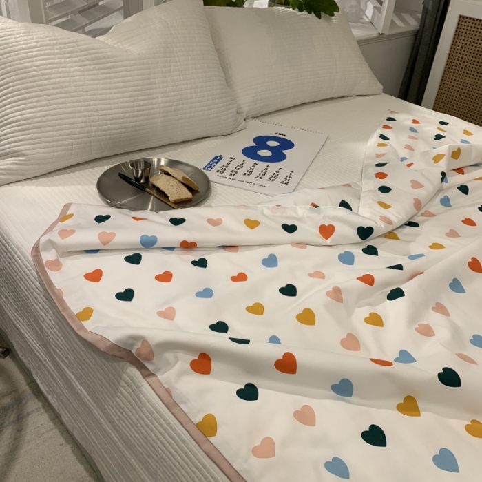 91家纺网 家纺一手货源 找家纺 汇庭 2021新款60sA类长绒棉大豆抗菌棉夏被 比心