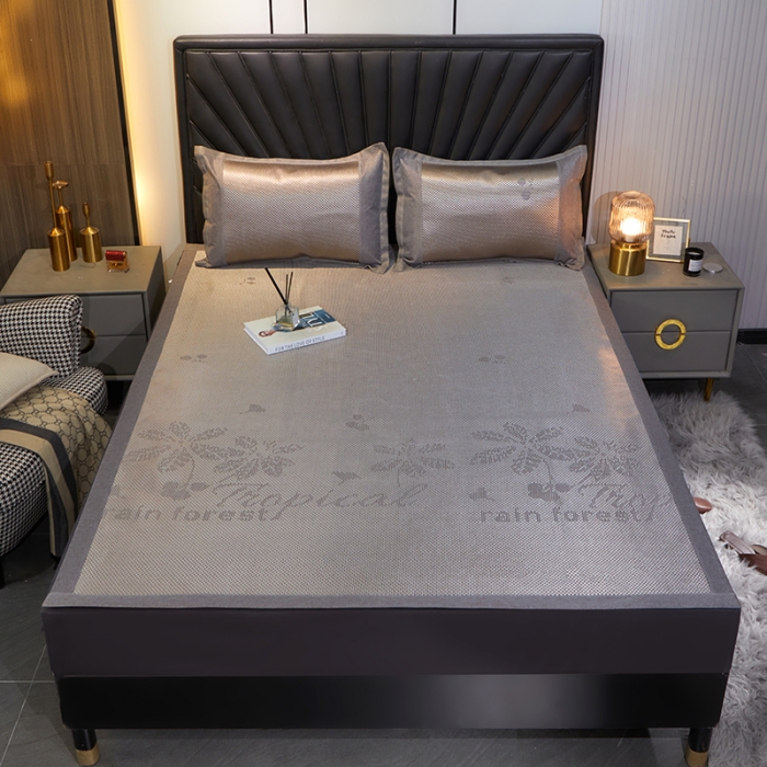 91家纺网 家纺一手货源 找家纺 盈超 2023新款亚光冰藤提花冰藤席三件套 六叶草银灰